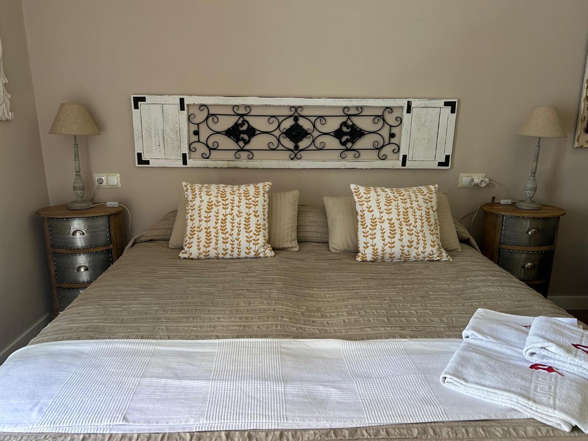 Apartamentos Luna Suites Palacio Almagra — Fotos 1